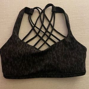 Lululemon Free to Be Bra - Black/Gray Leopard - Size 4